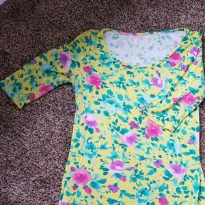 🌸Floral maternity shirt